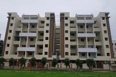 Building-Photo